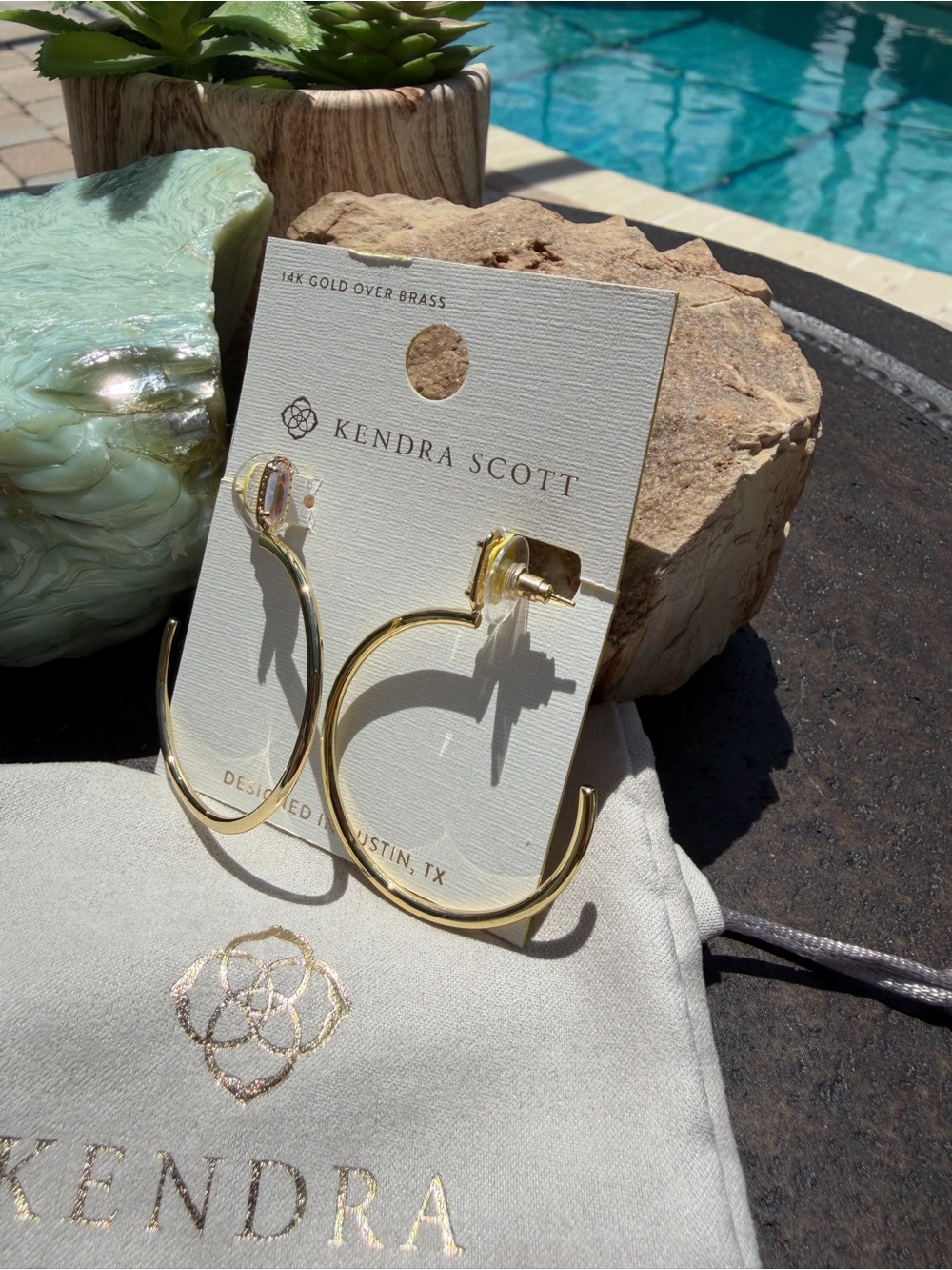 NWT KENDRA SCOTT Earrings - Beautiful Designer - Classic - Boho Earrings